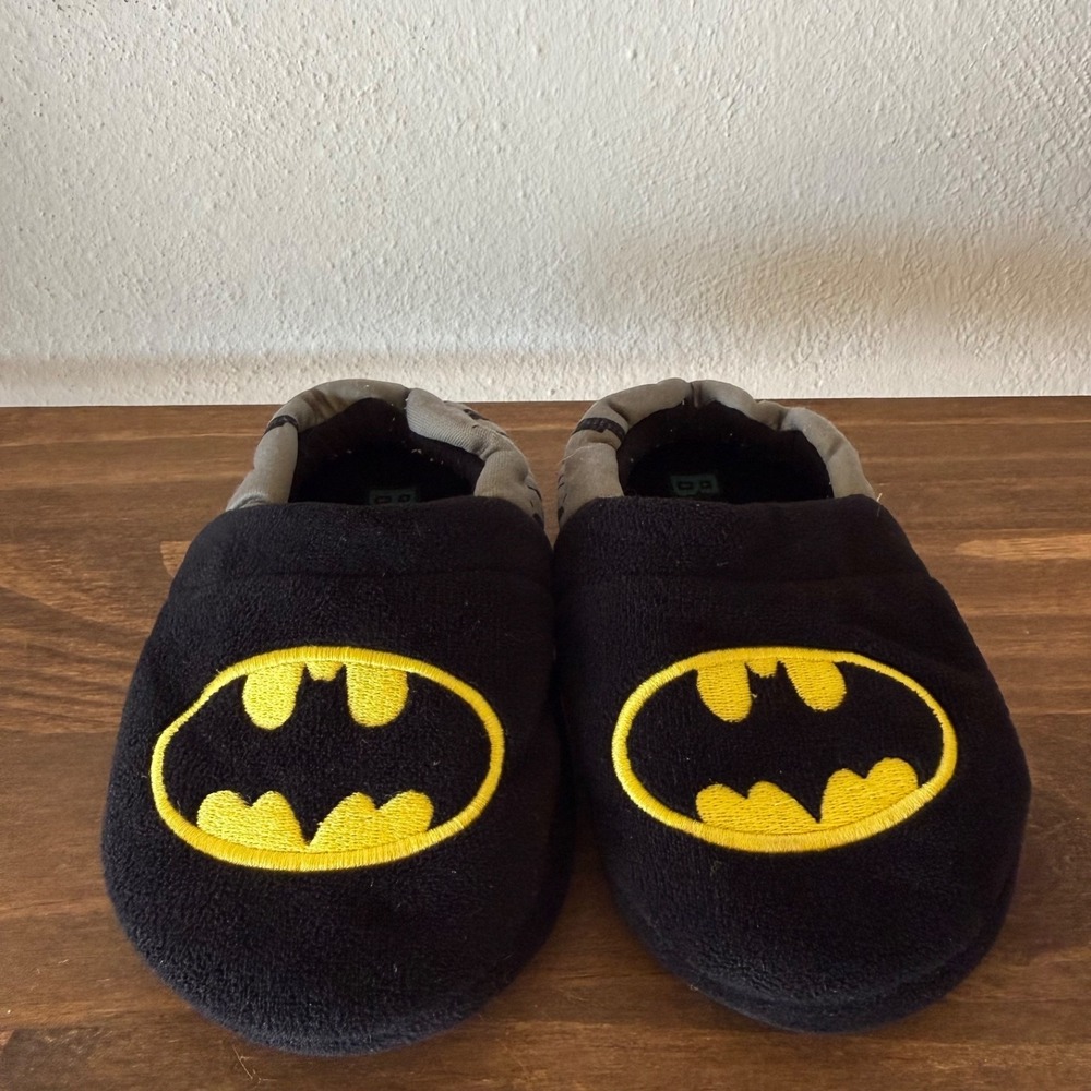 Batman‎ Kids Slippers Toddler Size 7 8 Black Plush DC Comics